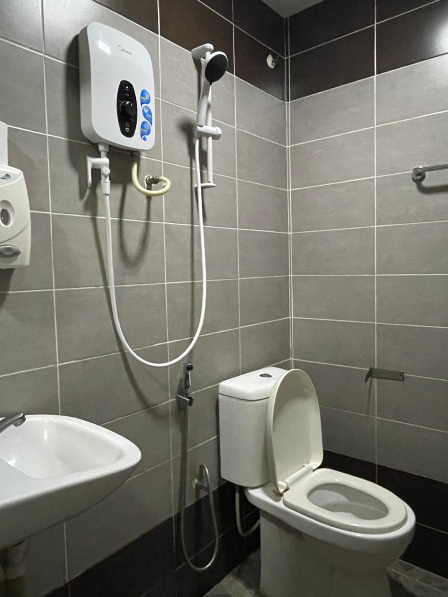 Hotel Rim Global Subang 수방자야 외부 사진